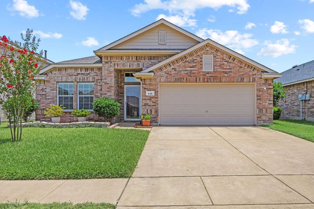 714 Bastrop Drive, Arlington