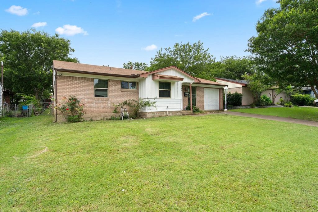 546 Sun Valley Drive, Duncanville
