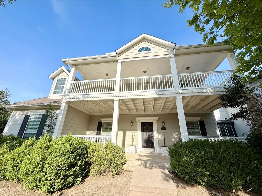 1101 Wenk Court, Aubrey