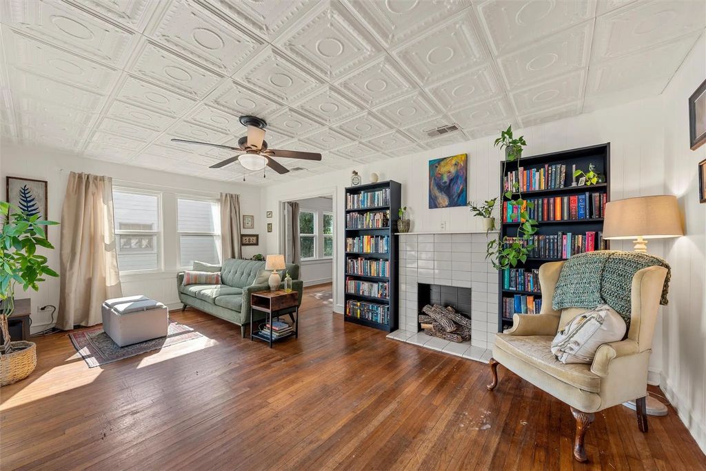2610 Maple Avenue, Waco