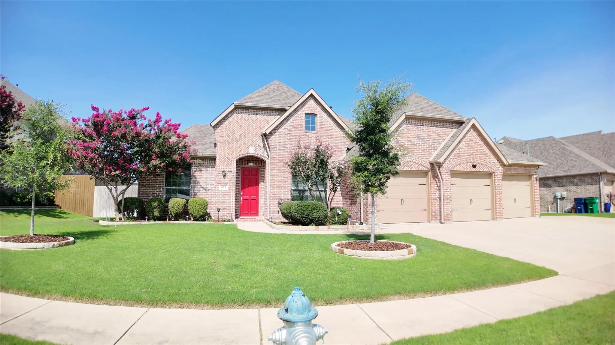 Photo of Listing #21315550