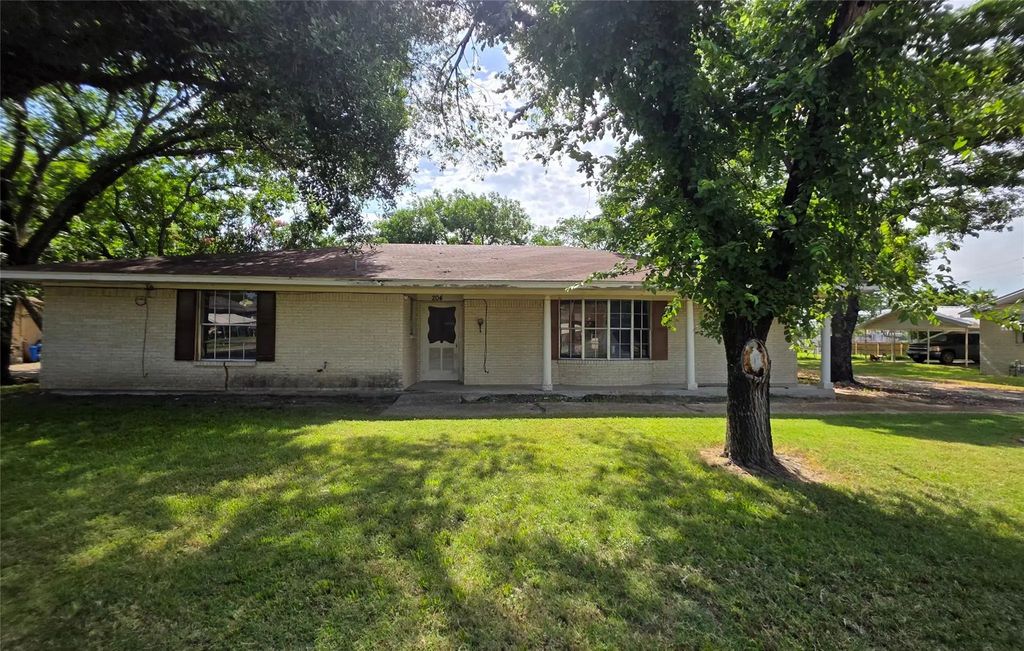 204 Fordyce Street, Barry