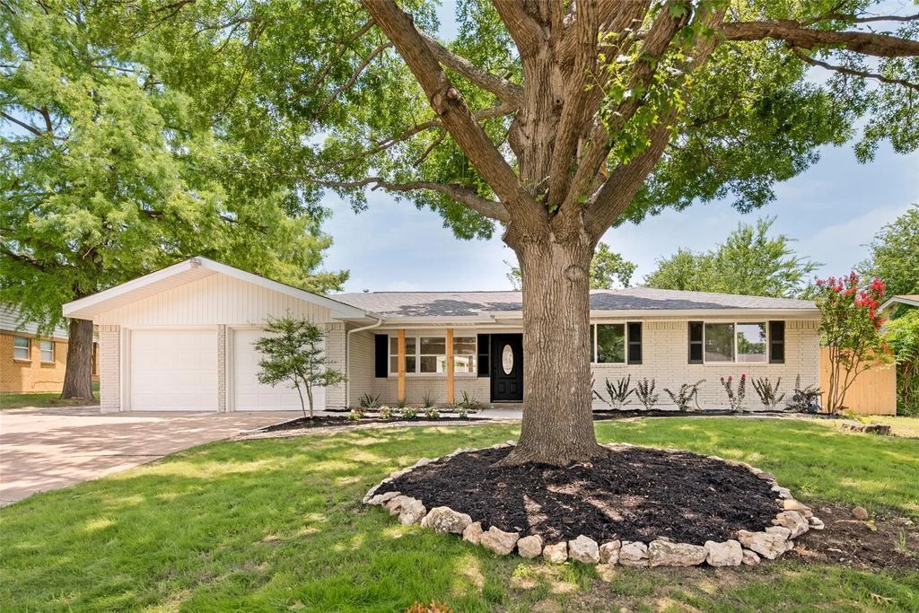 1717 Monaco Drive, Arlington