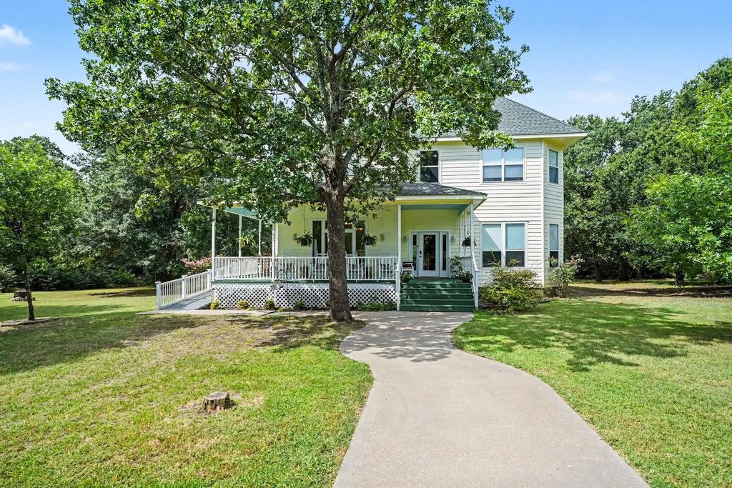 7700 Farm Village Road, Scurry