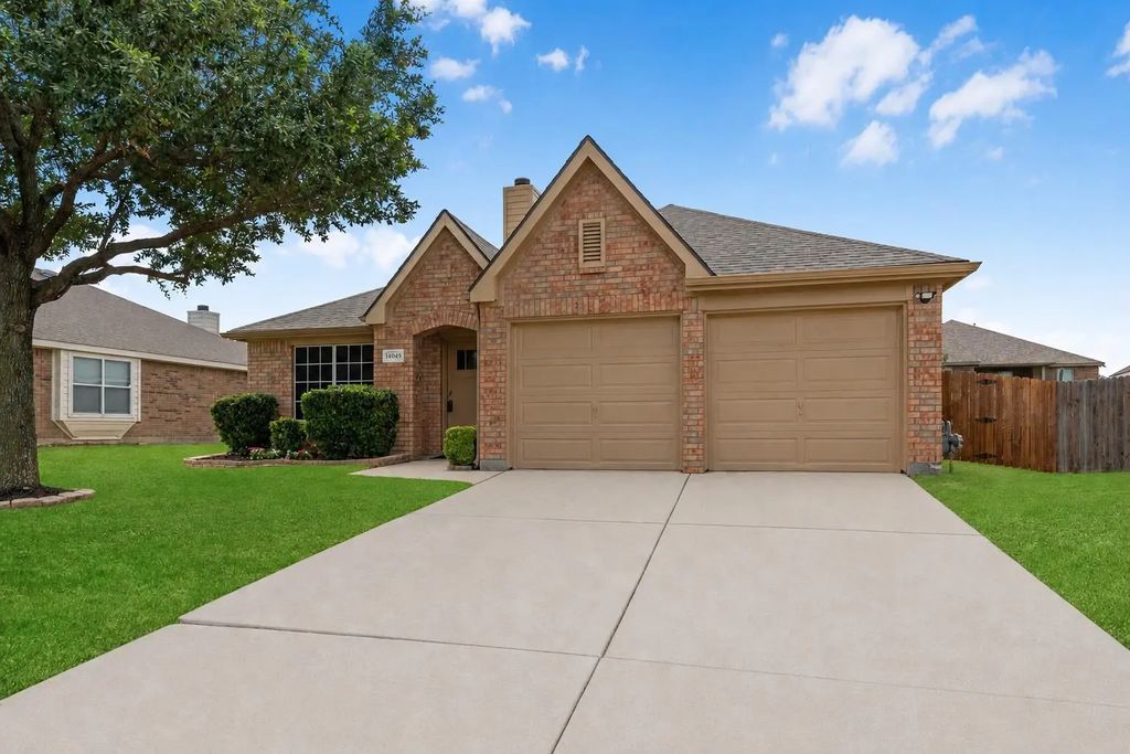 14045 Rodeo Daze Drive, Fort Worth
