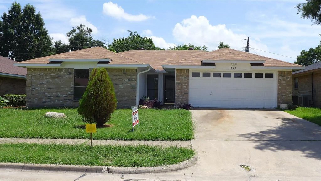 1412 Brenda Drive, Irving