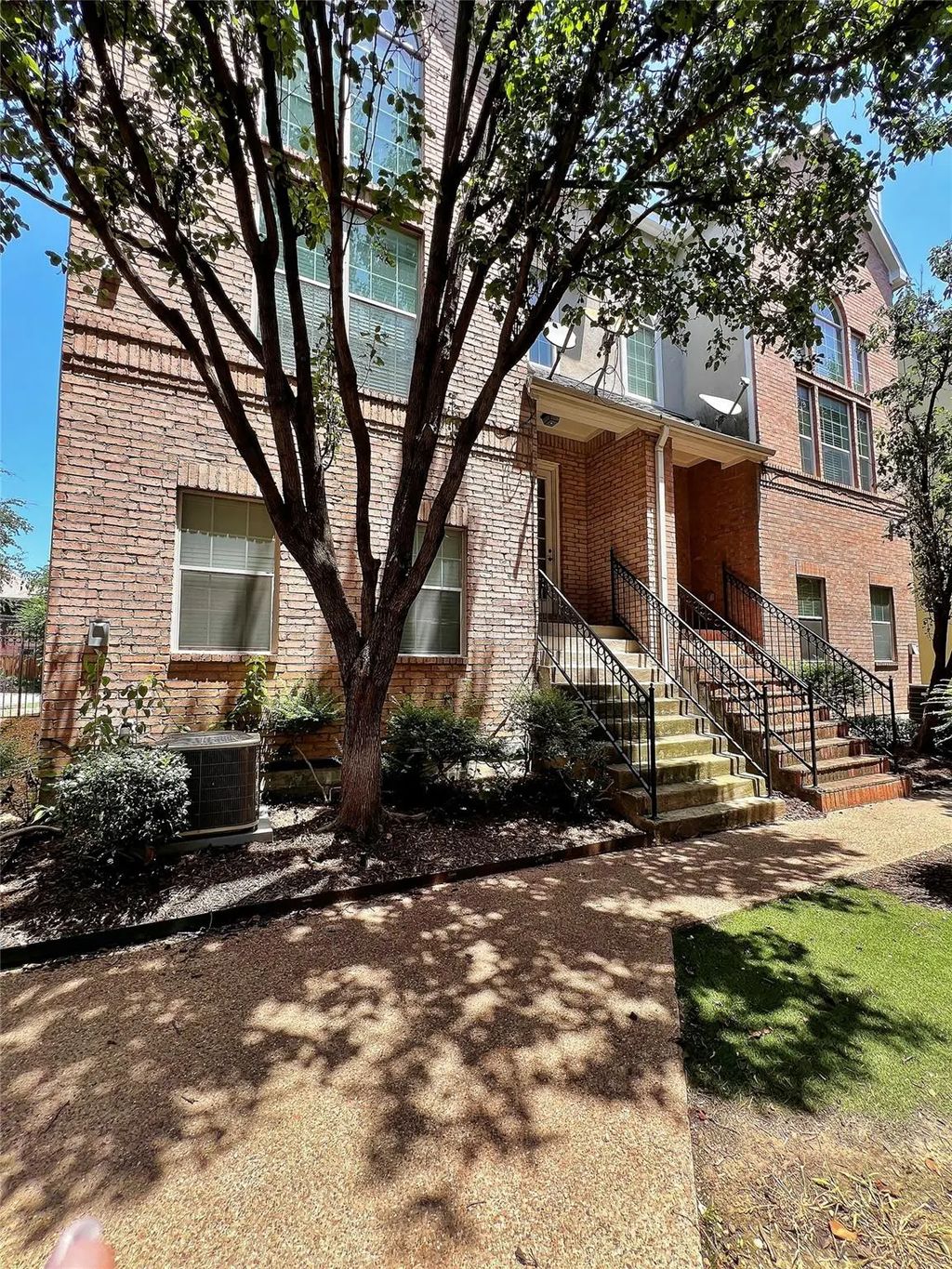 5808 La Vista Drive, Dallas