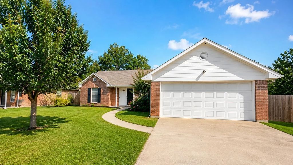 403 Mulberry Street, Leonard