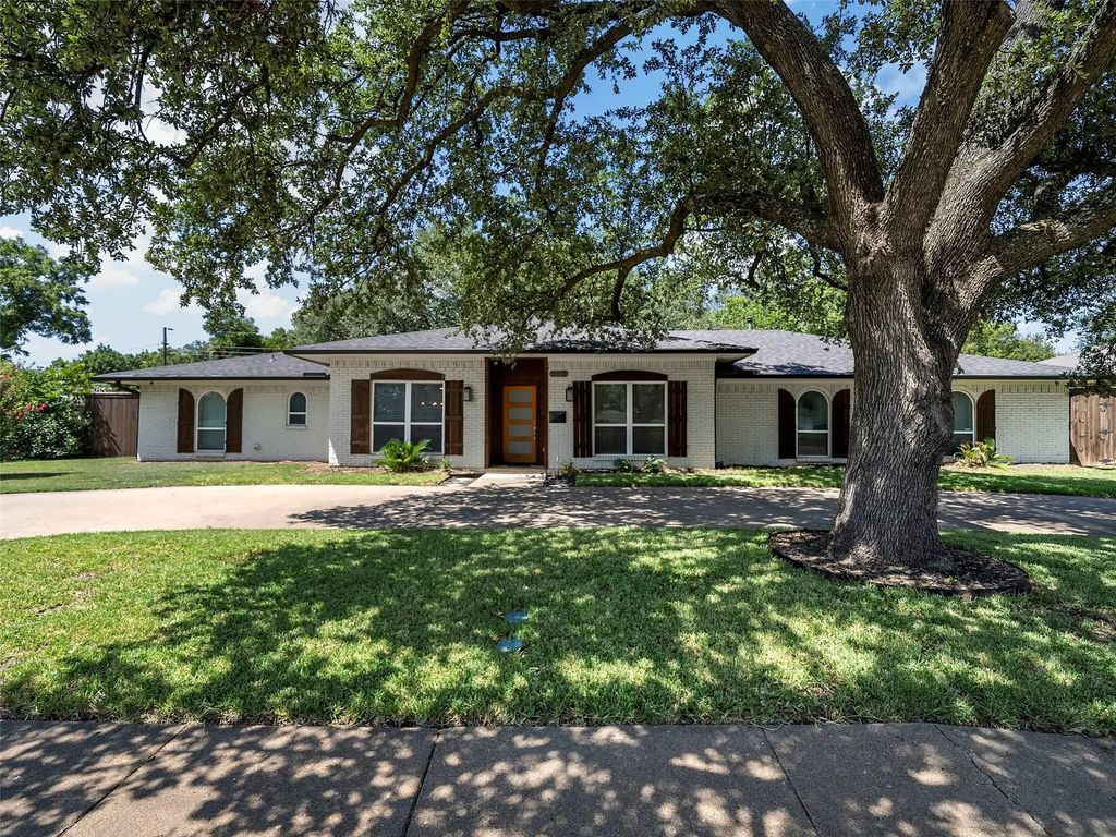 3115 Walnut Hill Lane, Dallas