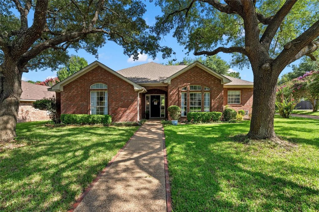 9508 Yellow Stone Road, Waco
