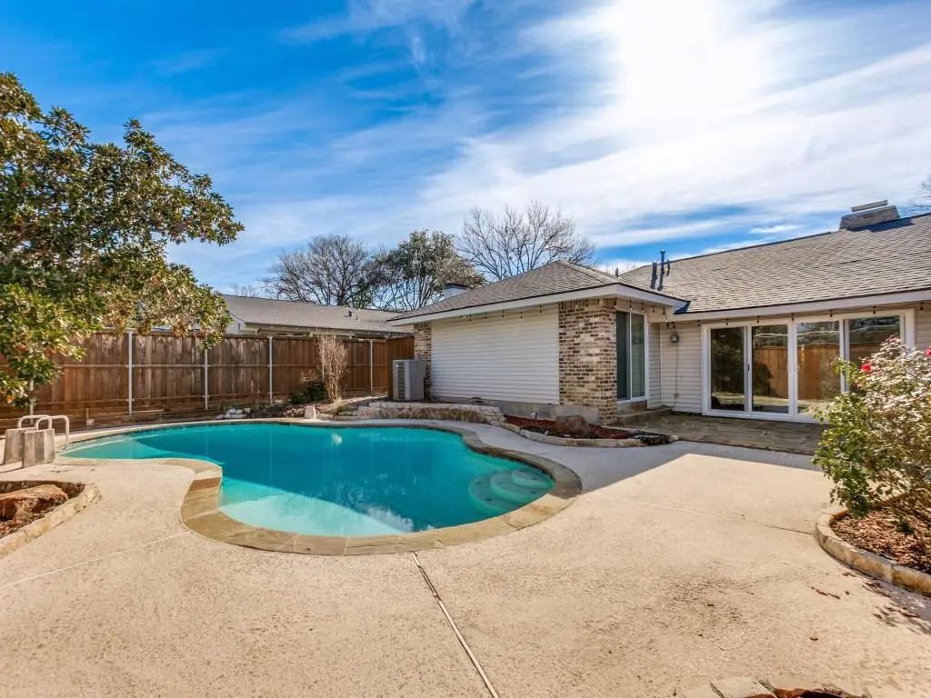6707 Hillwood Lane, Dallas