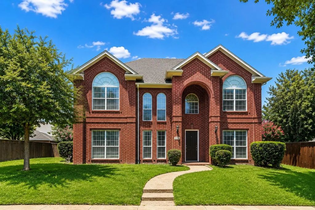 2405 Grimsby Court, Plano