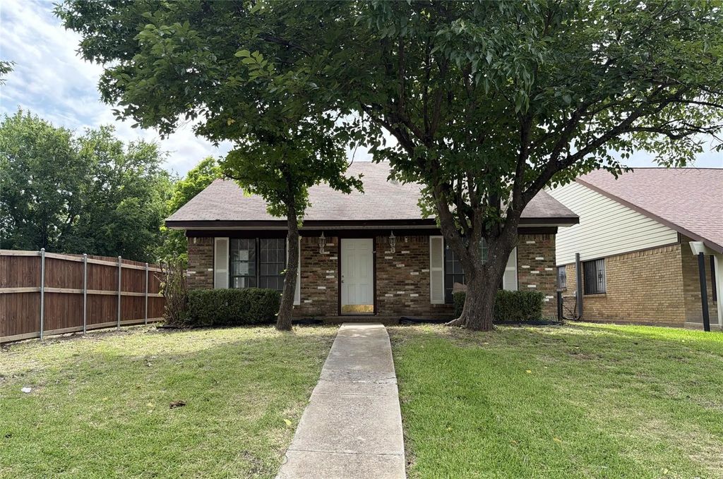 7791 Los Gatos Drive, Dallas