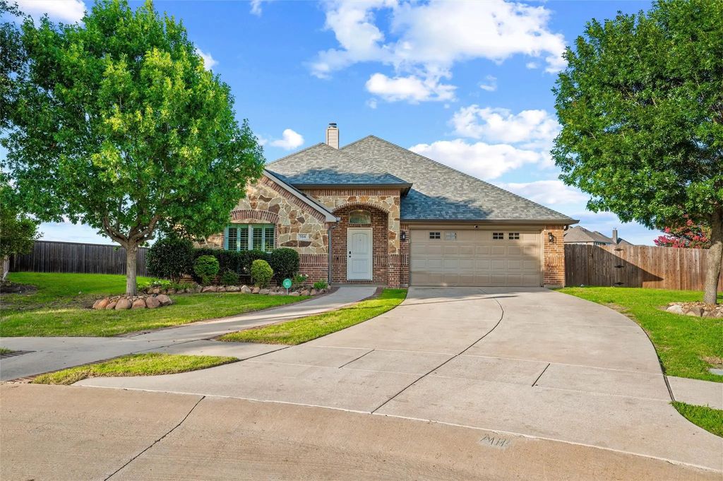 164 Horseshoe Bend, Waxahachie