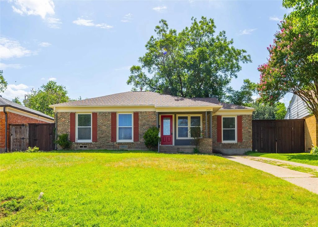 2007 Bradford Street, Irving