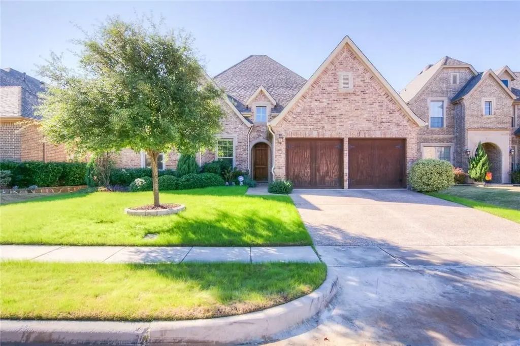 7329 Canadian Drive, Irving