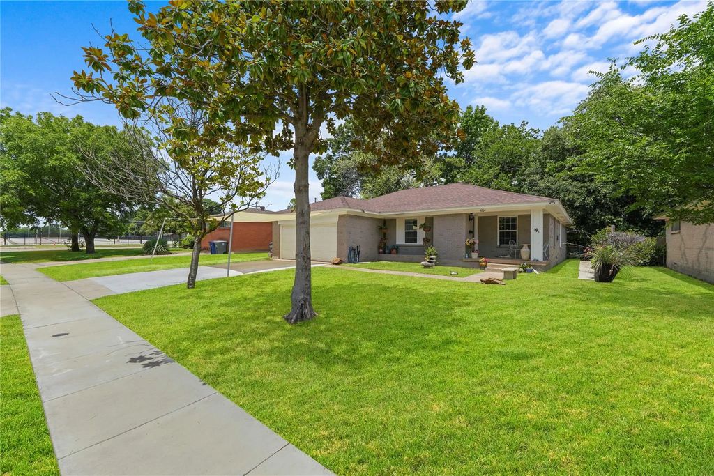 9209 Palisade Drive, Dallas