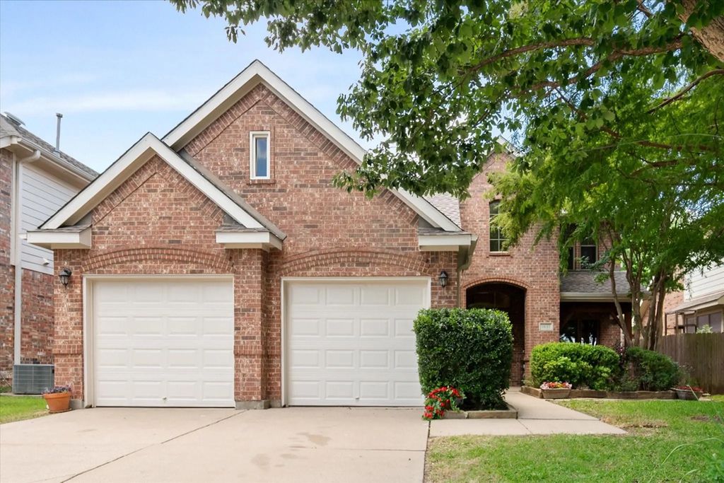 6945 Shoreview Drive, Grand Prairie