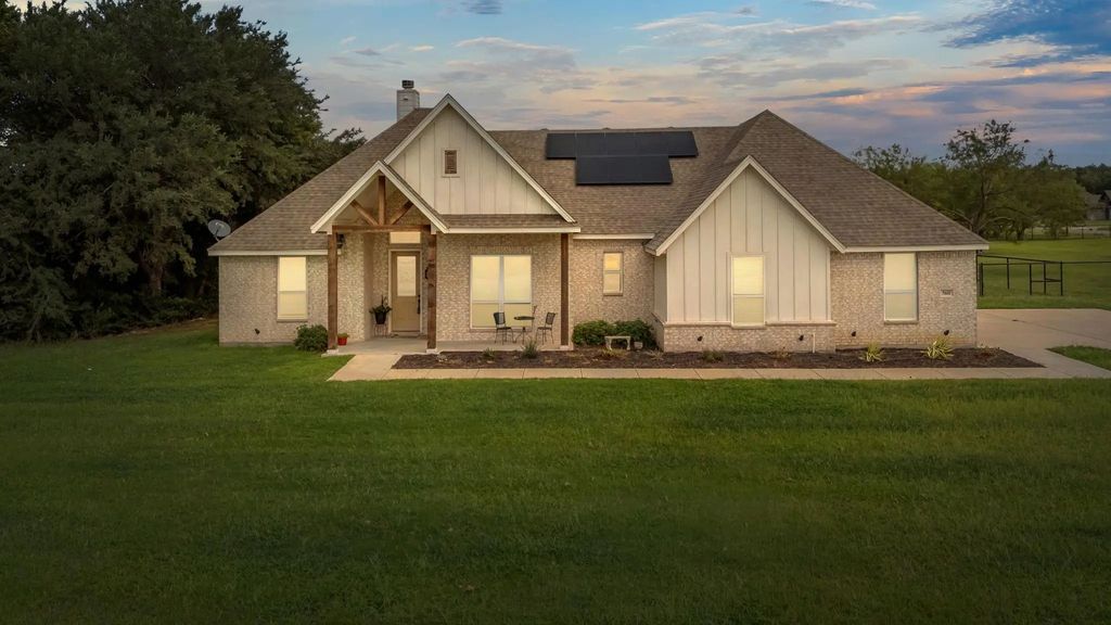 560 Wilson Bend Road, Millsap