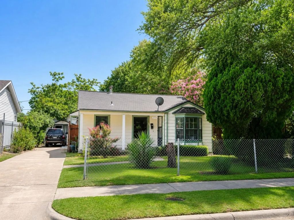 6714 Day Street, Dallas