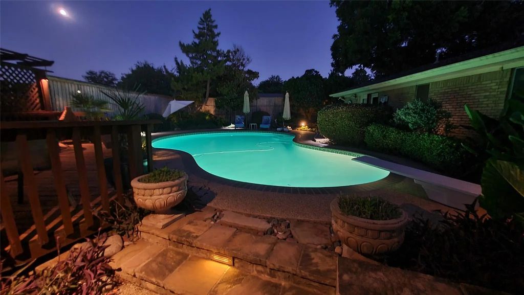 6609 Whistler Court, Fort Worth