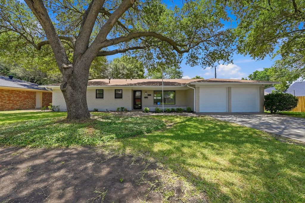 5253 Ruston Avenue, Fort Worth