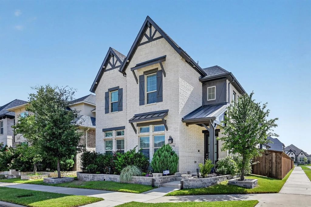 12991 Vinson Drive, Farmers Branch