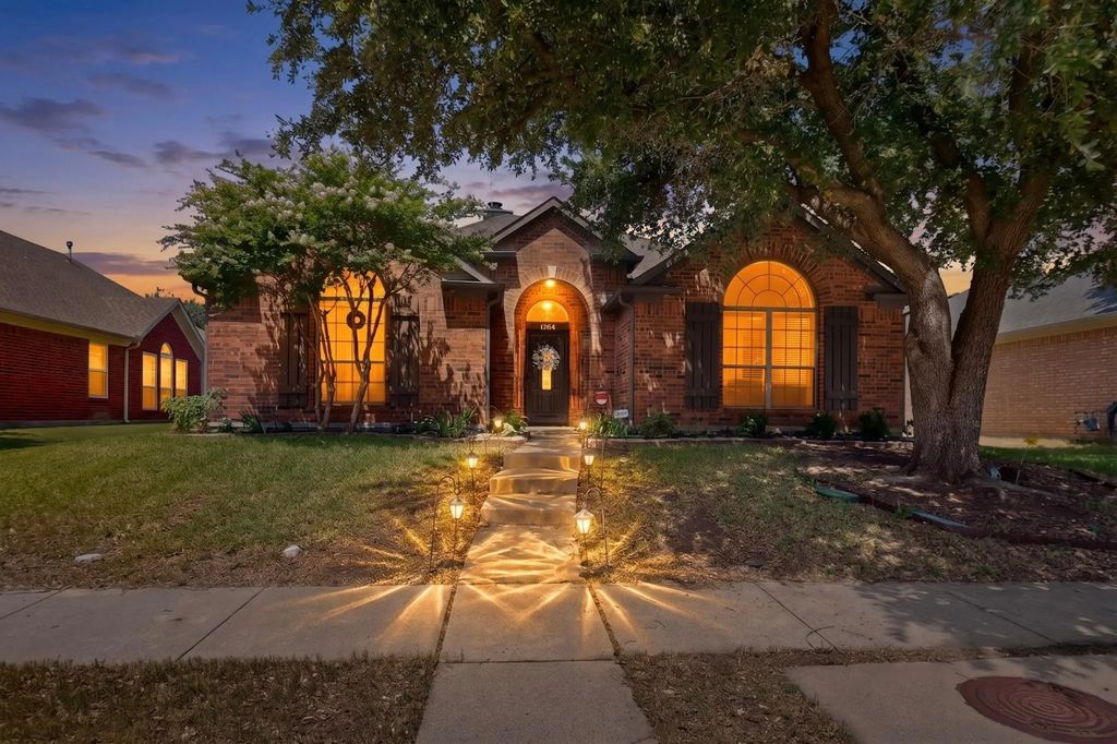 1264 Bedford Lane, Lewisville