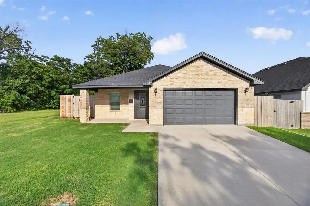 1504 Missouri Avenue, Fort Worth