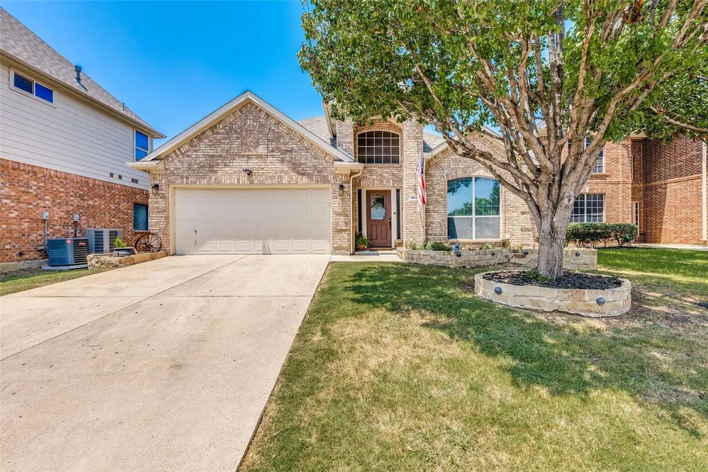 9813 Voss Avenue, Fort Worth
