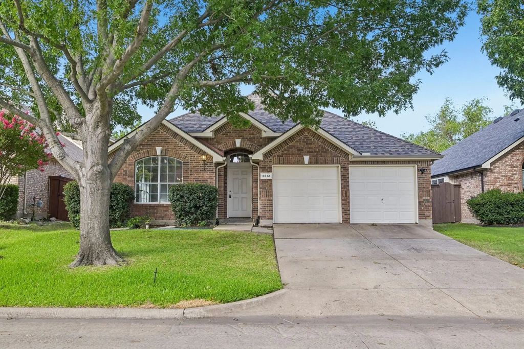 8613 Saint Andrews Lane, Rowlett