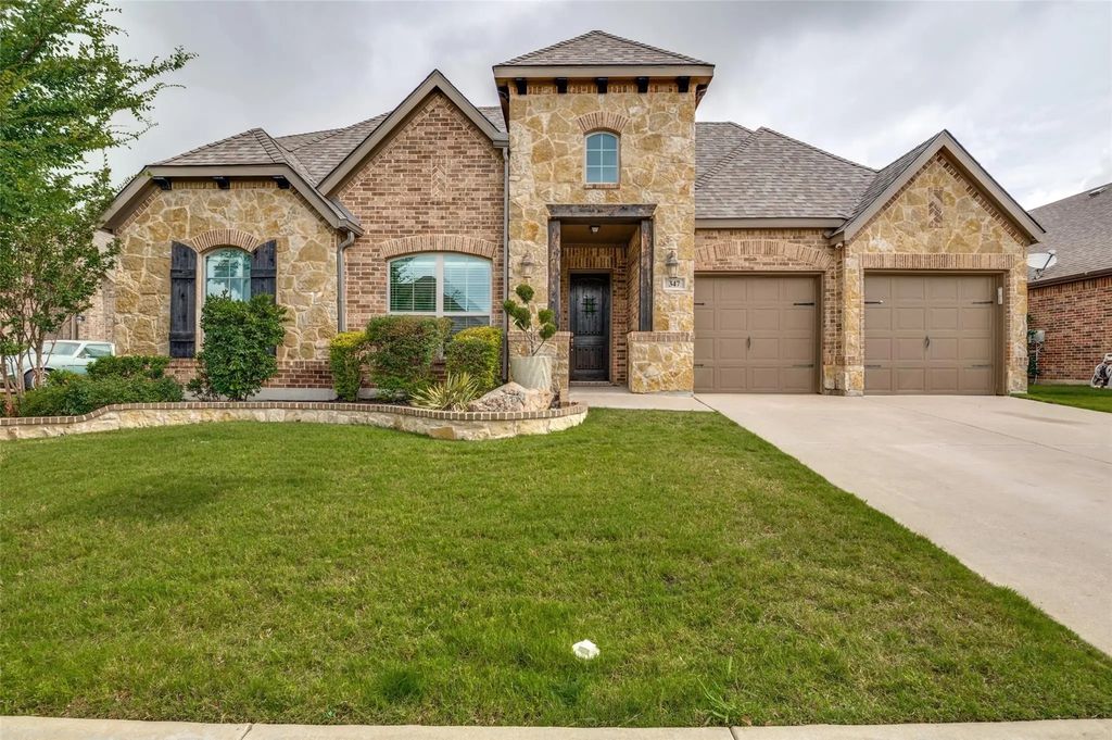 347 S Hill Drive, Waxahachie