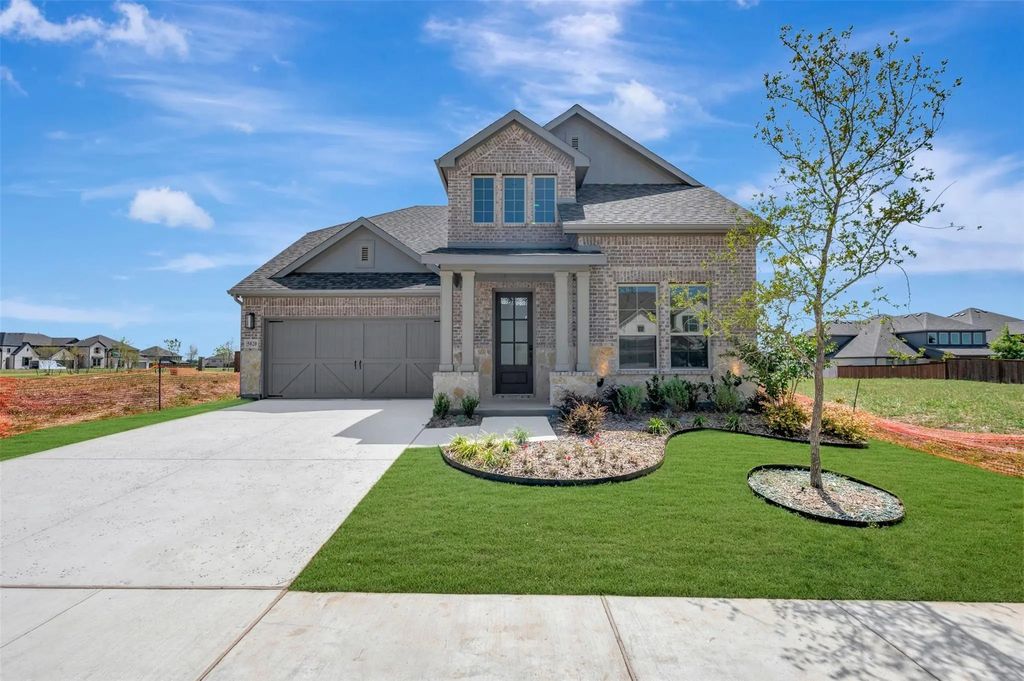 5020 Lily Creek Drive, Aubrey