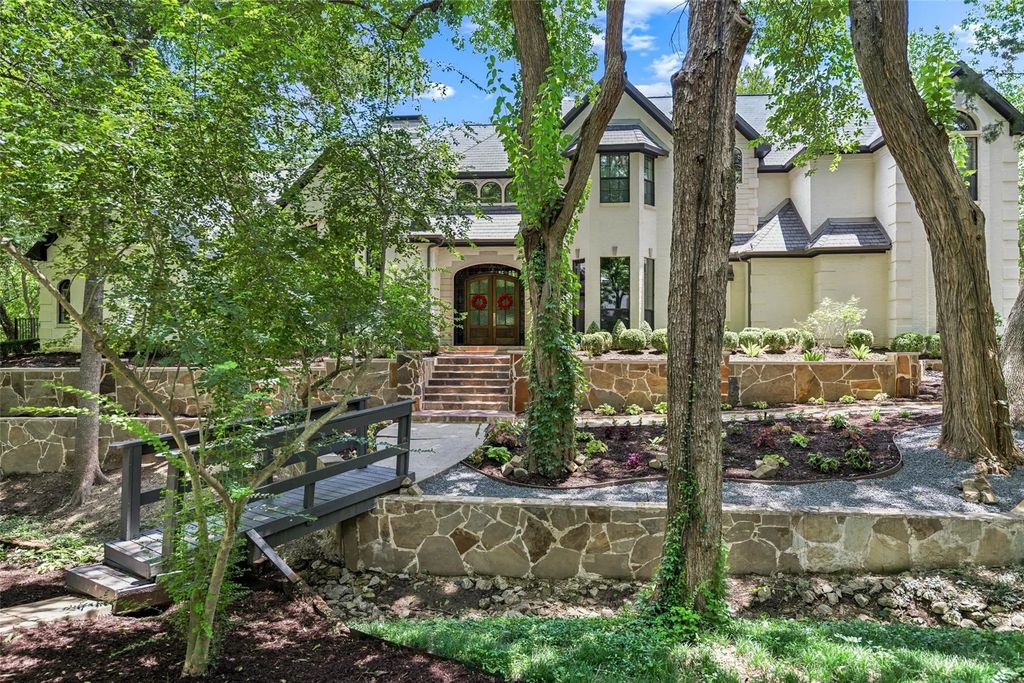 1240 Rowley Mile, Fairview