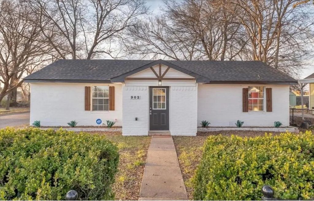 902 Calumet Street, Waco