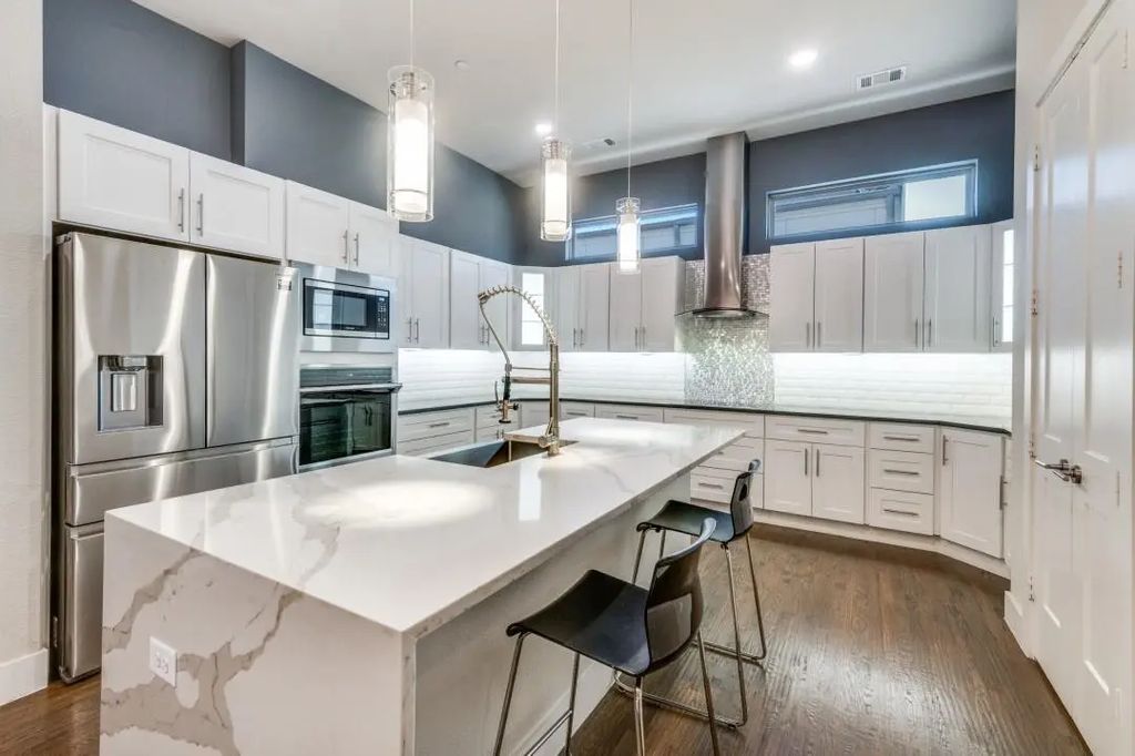 3170 Carmel Street 102, Dallas