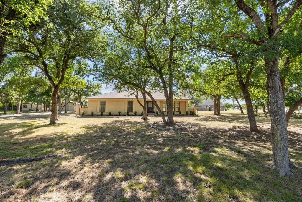 800 Kings Gate Road, Willow Park