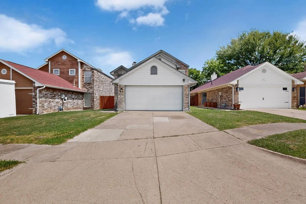 1826 Mcalaster Street, Cedar Hill