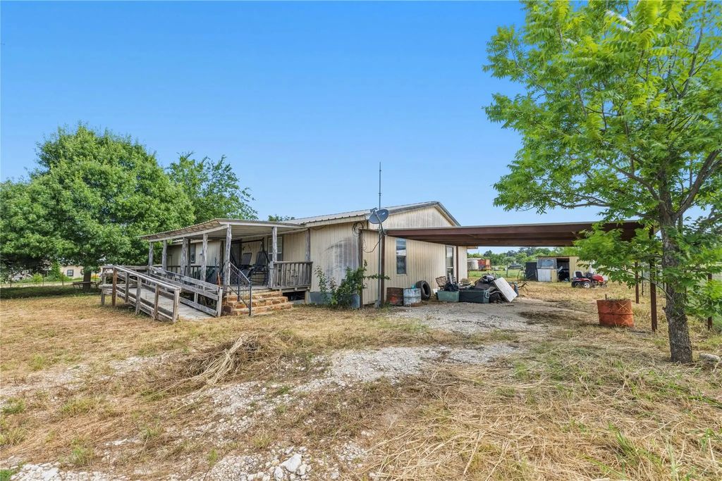 402 E Sherman Street, Mullin