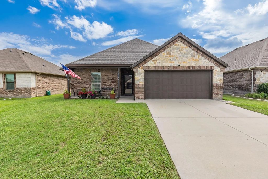 8822 Kiowa Drive, Greenville