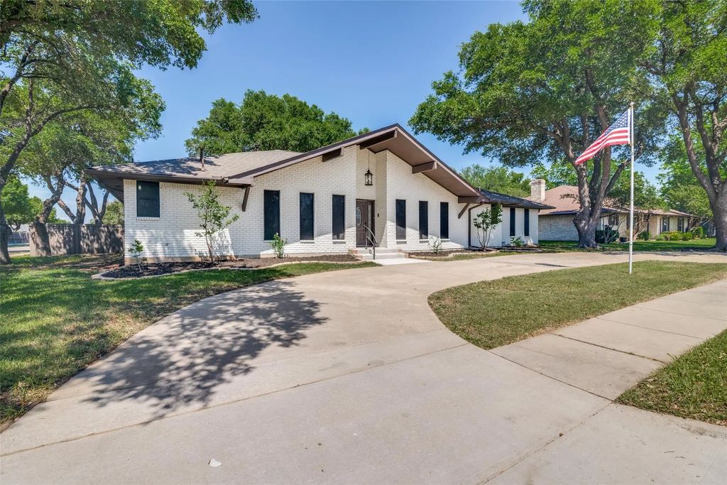 1901 Westshore Drive, Garland
