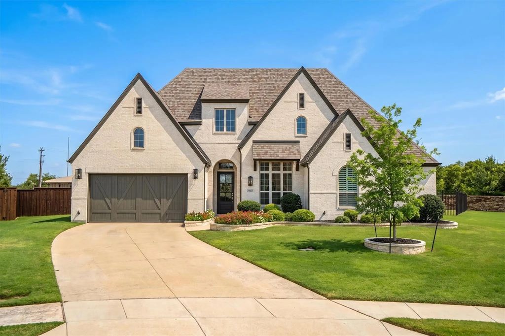 10801 Sycamore Falls Drive, Flower Mound