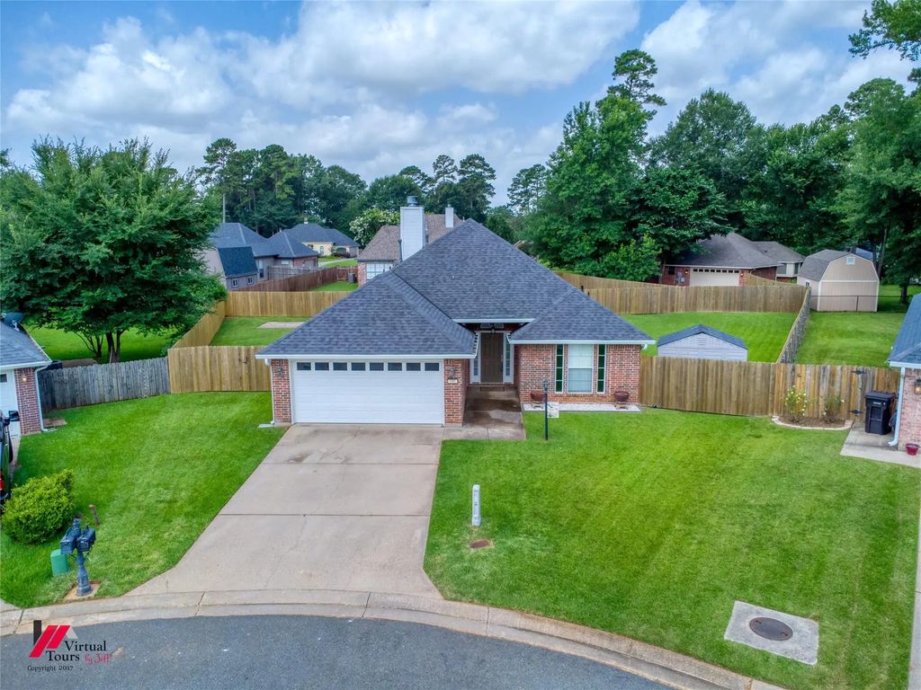 141 Satinwood Cir, Haughton