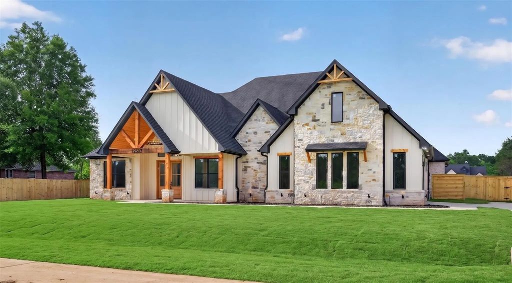 12303 Madison Crossing, Bullard