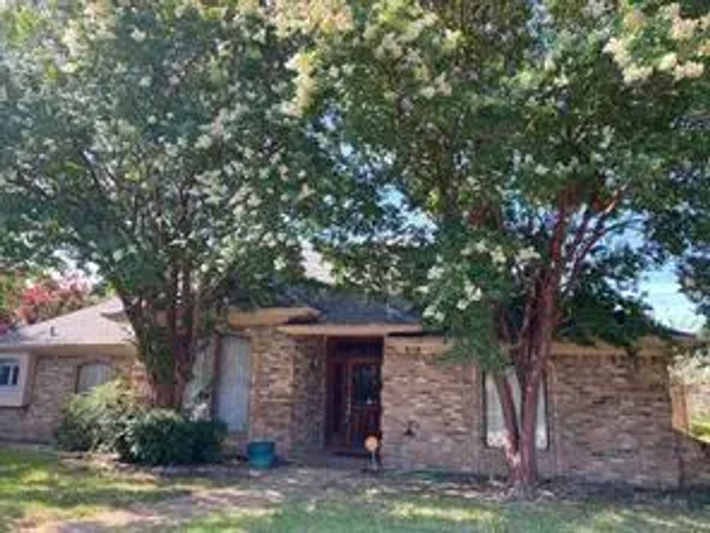 918 Spring Brook Drive, Allen