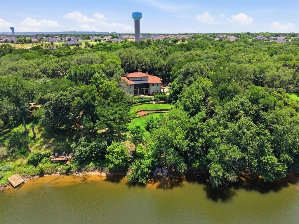 6710 Westover Drive, Granbury