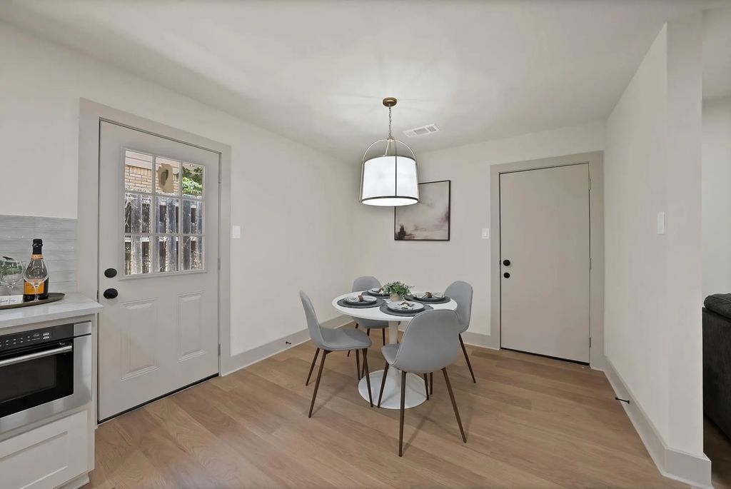 5704 Wessex Avenue, Fort Worth