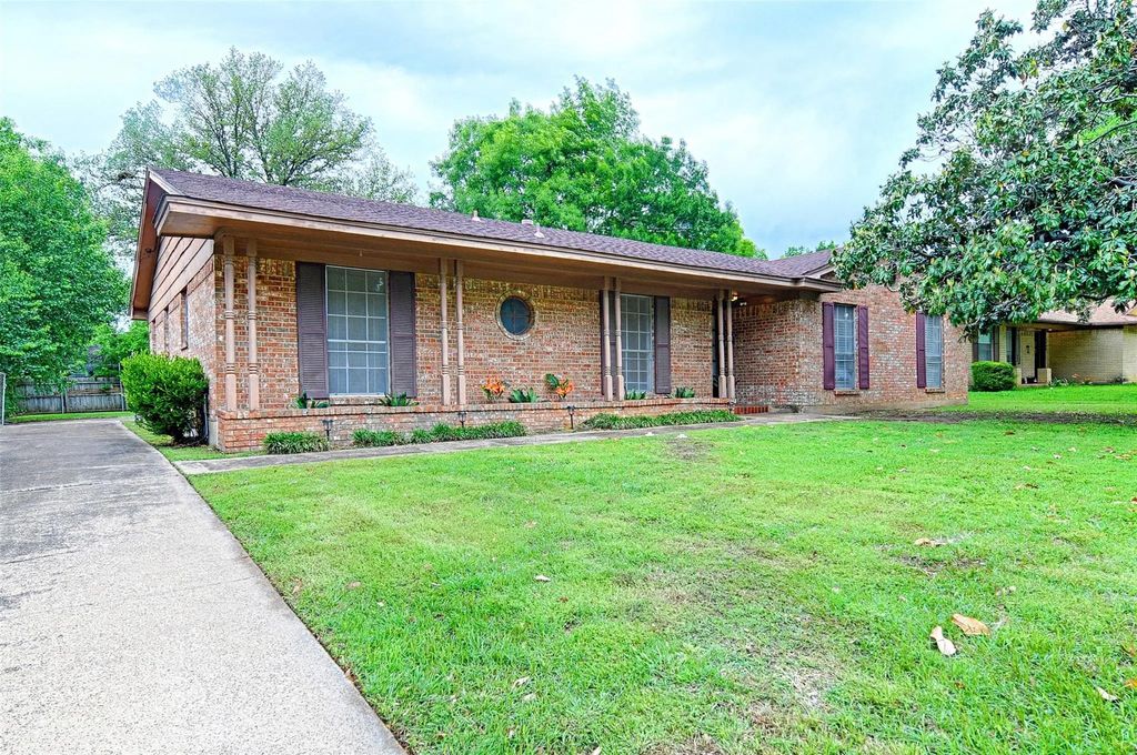 1905 Malone Street, Denton