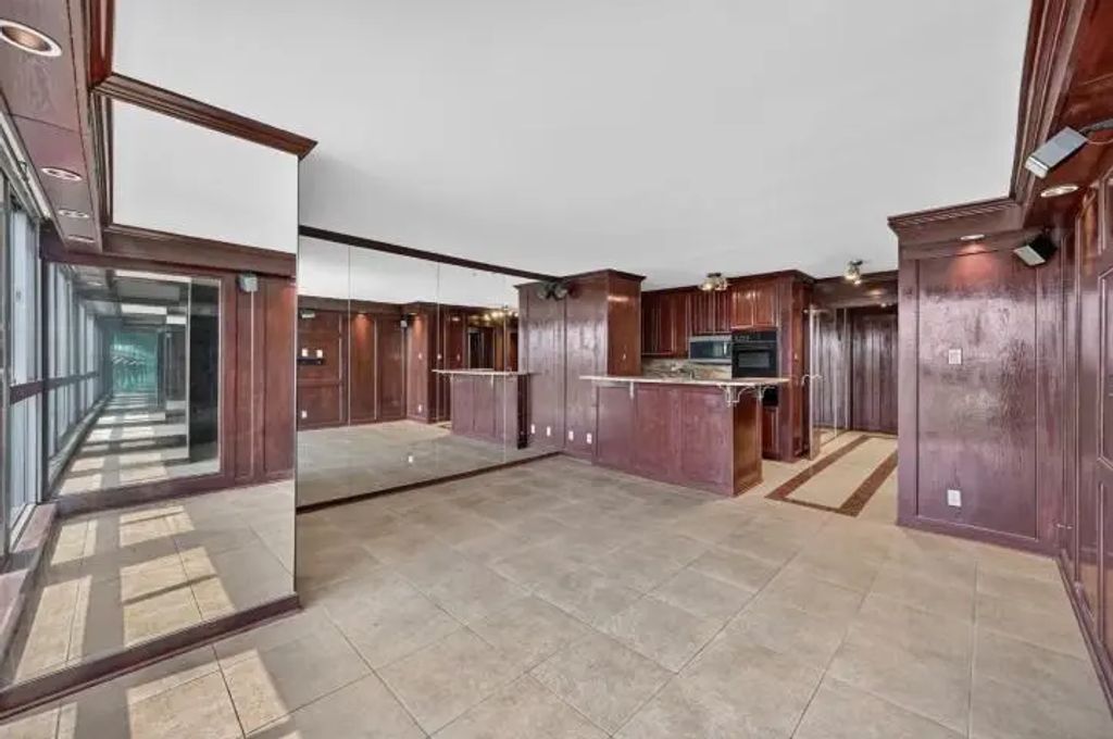 3883 Turtle Creek Boulevard 1005, Dallas