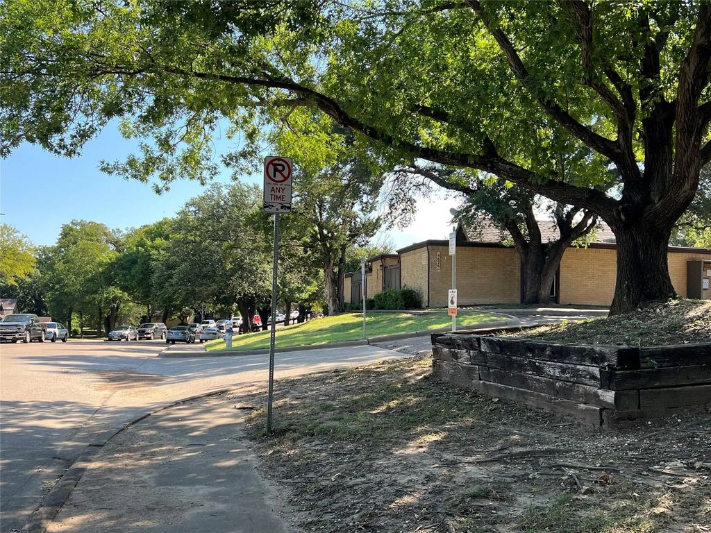 4612 Country Creek Drive 1166, Dallas